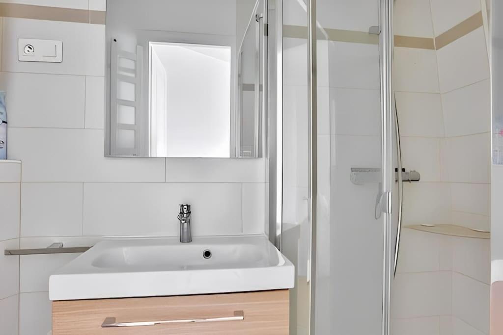 Cosy Near Reuilly Diderot Metro Station * Parigi